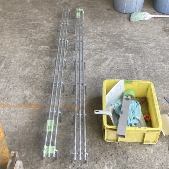 ガソリンスタンドにて側溝蓋を製作施工しました